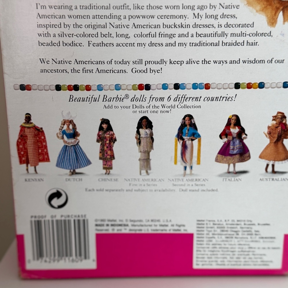 Vintage Barbie 1993 Dolls of the World Native American Second Edition NIB - Picture 9 of 12